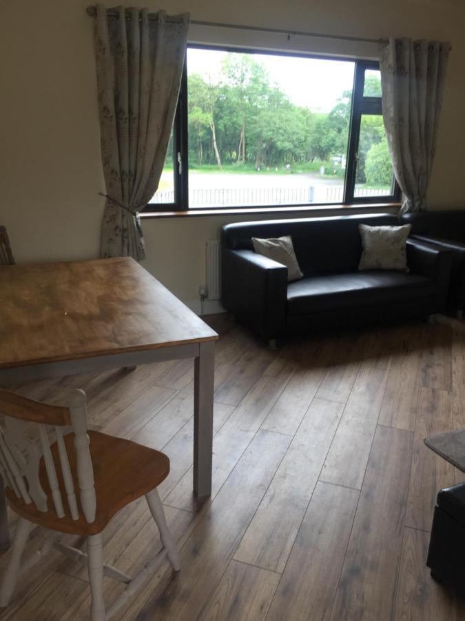 קאבן Kits Lodge Crover מראה חיצוני תמונה